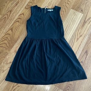 Joy Joy medium black sleeveless knit dress uniform